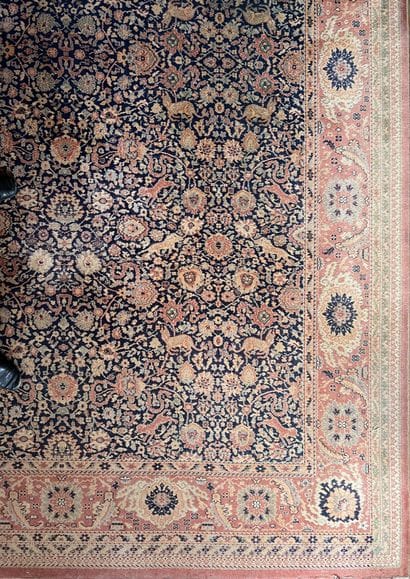 Carpette en laine à décor d'animaux dans...