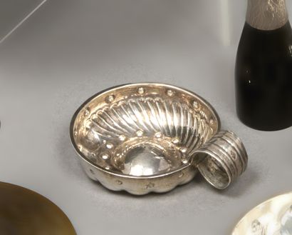 Small silver wine taster (925), decorated...