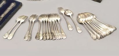 Suite de douze couverts en argent (800),...