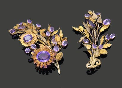 Two brooches in gilt silver (800) and 14K...