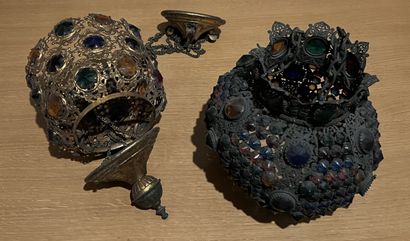 Two lanterns in patinated metal and gilded...