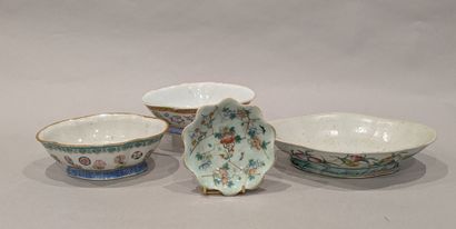 China, 18th century. Porcelain set with polychrome...