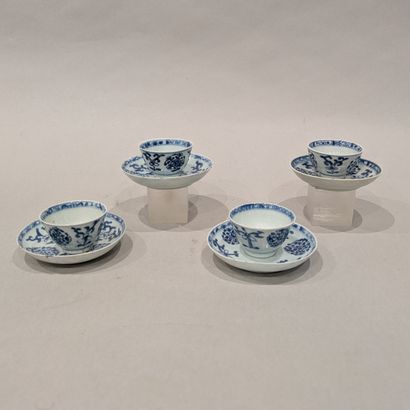 China, 19th century. Set of four small sorbets...