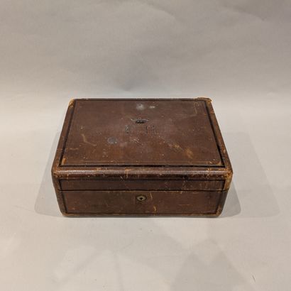 Brown leather-guilloché case, EH under marquis's...