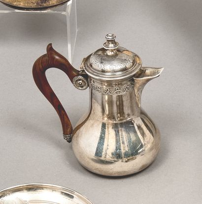 Small baluster-shaped coffee pot in silver...