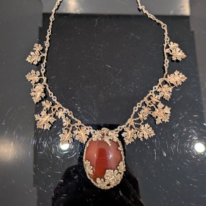Silver necklace (925), with links simulating...