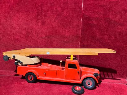 Painted wooden toy 