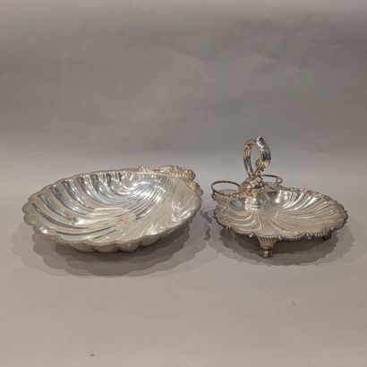 Silver-plated shell cup, the swan's beak...