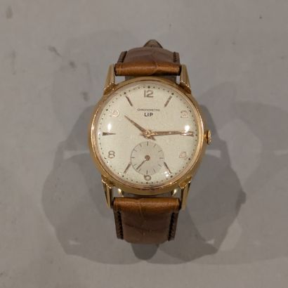 Men's watch in 18k (750) yellow gold, round...