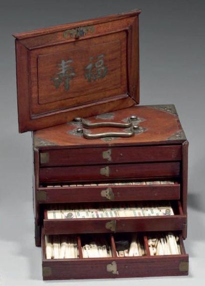 Jeu de mahjong en os et bambou, coffret en...