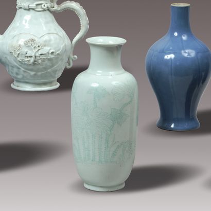 CHINE - Vers 1900. Vase en porcelaine de...