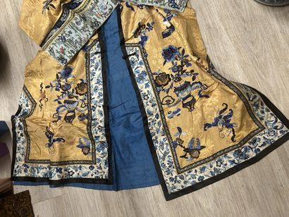 CHINA - Circa 1900. Set of three middle-opening...
