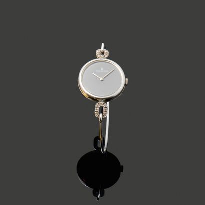Montre de dame en or gris 18K (750), le boîtier...