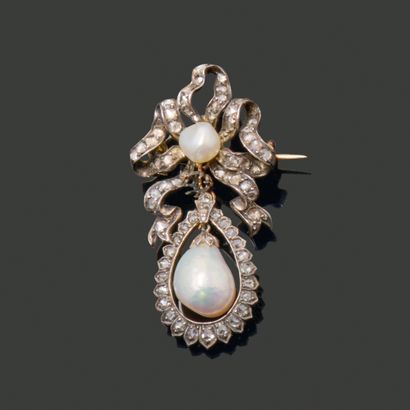 Broche en or jaune 18K (750) et argent (800),...