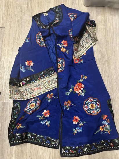 CHINA, Canton - Circa 1900. Set of four blue...