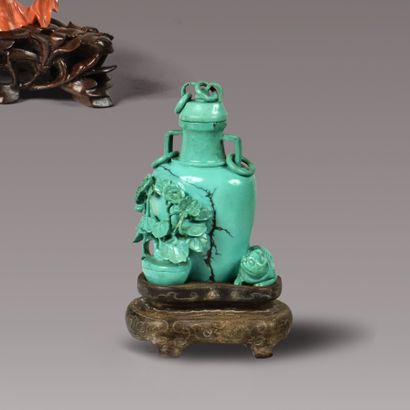 CHINA - 19th century. Small turquoise group,...
