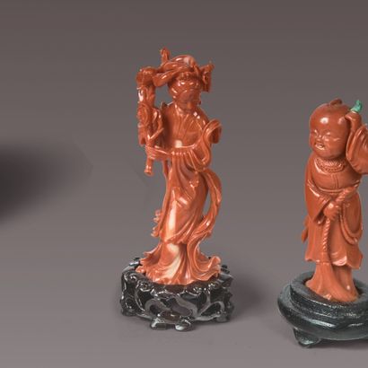 CHINA - Early 20th century. Coral group (Corallium...