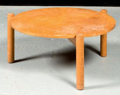 Charlotte PERRIAND (1903-1999)
Table basse...