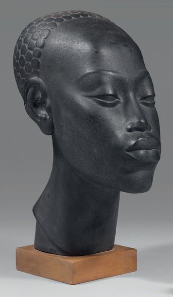 Riccardo SCARPA(1905-?)
«Femme Mengbetu»...