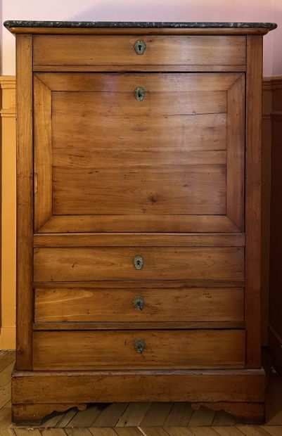 Secretary desk in fruitwood, opening with...