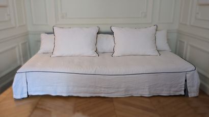 Pair of bench seats forming a daybed. Grey...