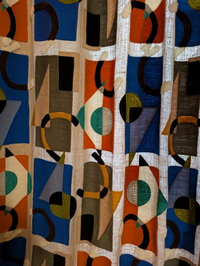 Maison Pierre FREY. Pair of double linen...