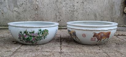 Two porcelain basins and their supports,...