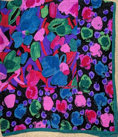 Set: - Emanuele UNGARO. Printed silk scarf...