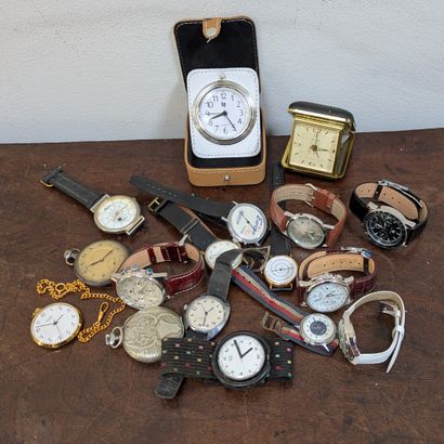 *Set of steel or metal pocket watches and...