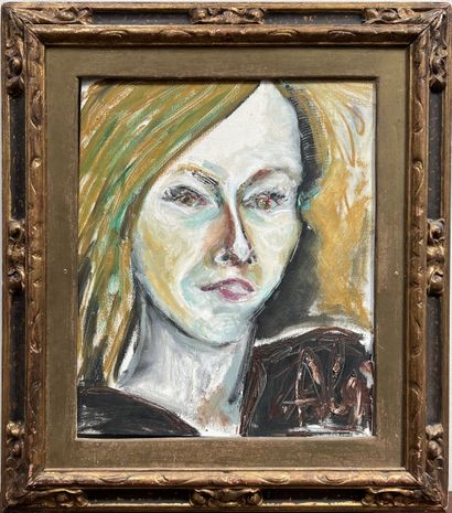 *Ecole MODERNE : PORTRAIT DE FEMME. Huile...