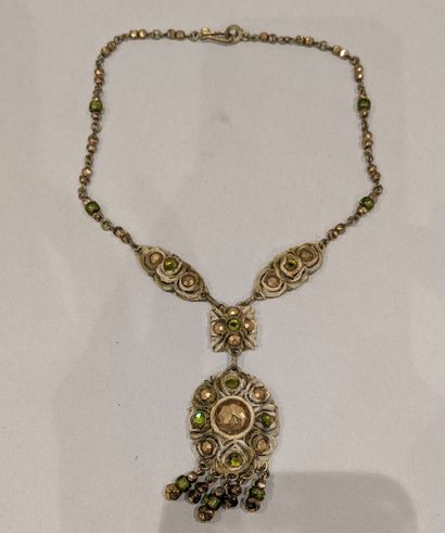 *HENRY. Necklace in gilded metal and pearls,...