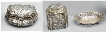 Lot en argent, composé d'une boîte à thé...