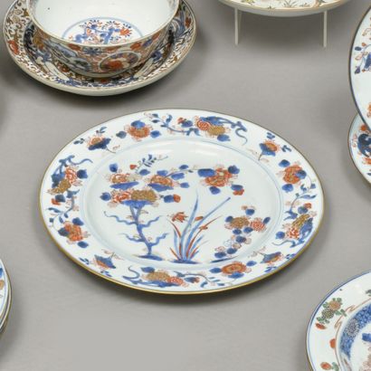 China, 18th century. Porcelain dish with...