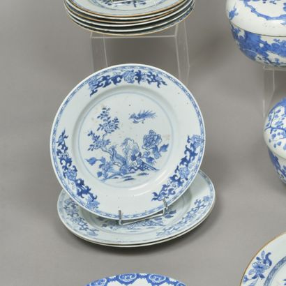 Chine, XVIIIe siècle. Trois assiettes en...