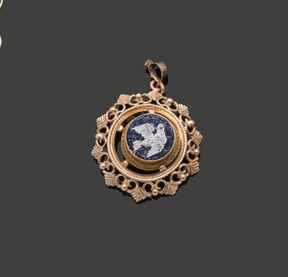 Pendentif en or jaune 18K (750), formé d'un...