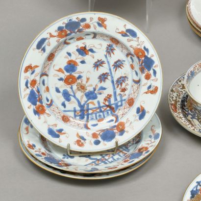 China, 18th century. Suite of three porcelain...