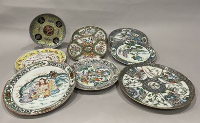 China. Set of porcelain plates and bowls...