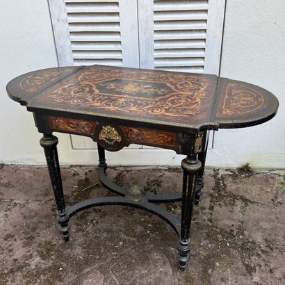 Coffee table in blackened wood and rosewood...