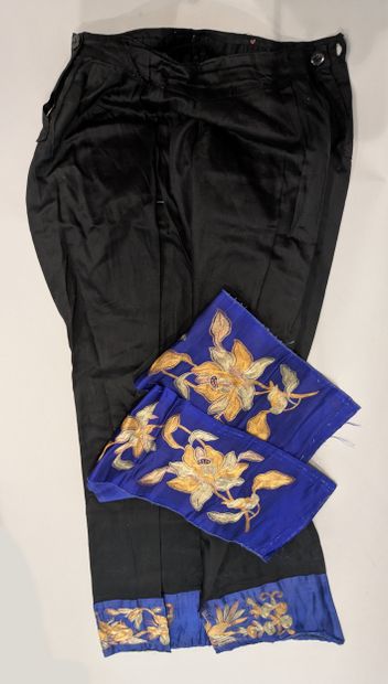 China. Child's jacket embroidered with polychrome...