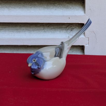 Bing & Groendahl. Statuette of a bird in...