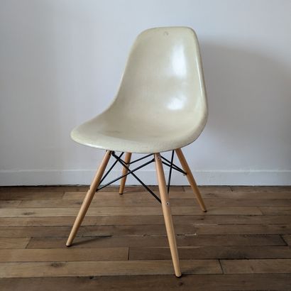 Charles (1907-1978) and Ray (1912-1988) EAMES....