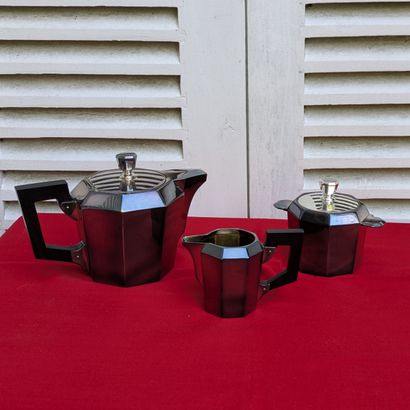 Plain silver-plated octagonal tea service....