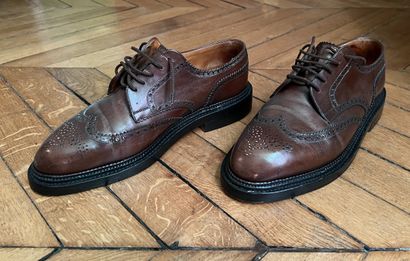 WESTON. Derby with floral golf toe, triple...