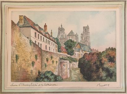 Small set of vintage postcards in pocket:...