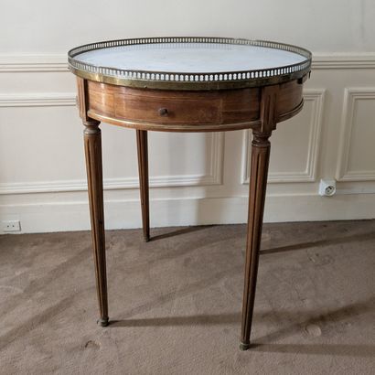 Mahogany and mahogany veneer bouillote table...