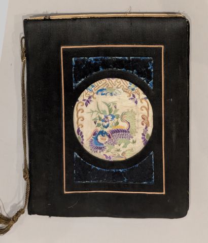 China, 20th century. Set: - five silk or...