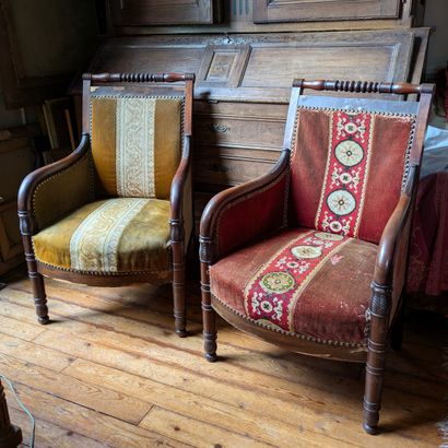 Pair of bergères in mahogany and mahogany...