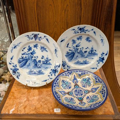 Delft, 18th century. Pair of earthenware...