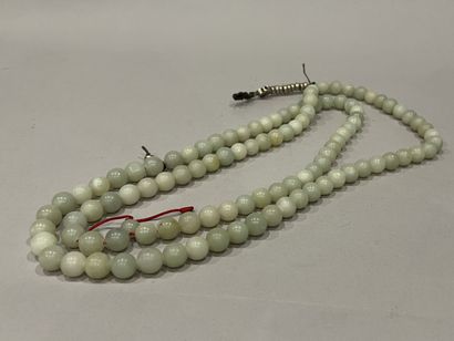 Long string of 108 nephrite jade beads and...