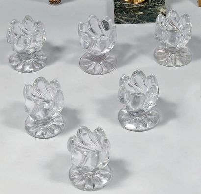 Choisy le Roi. Six salières en cristal taillé...